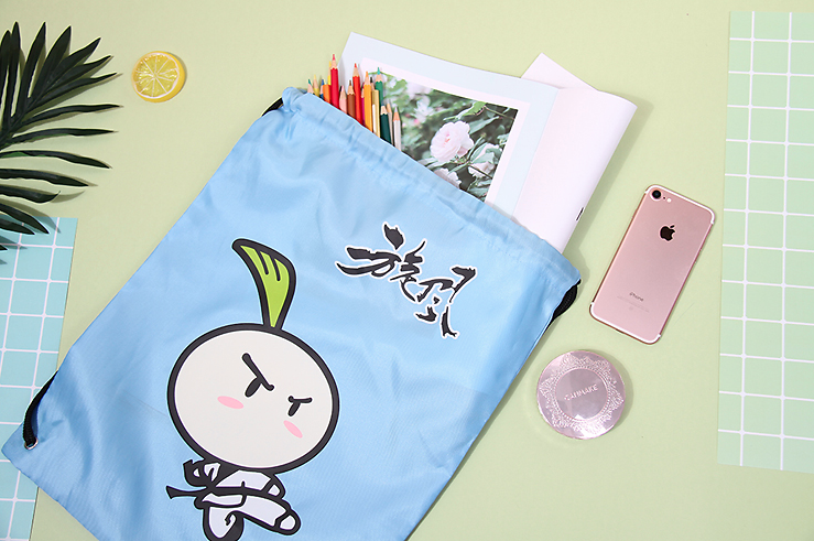 产品拍摄《旋风少女》官方授权IP衍生品