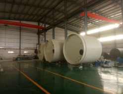 pph立（lì）式攪拌罐（guàn）